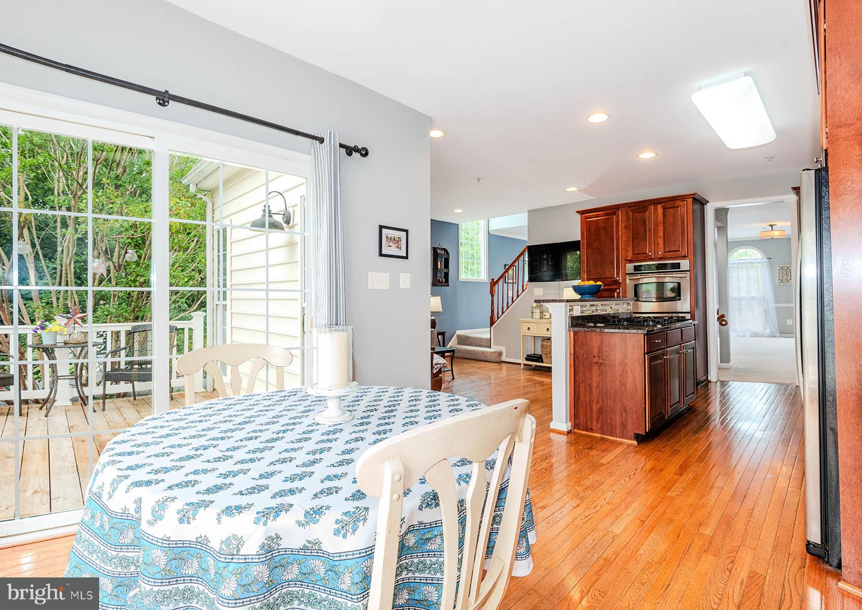CROFTON MANOR - Residential