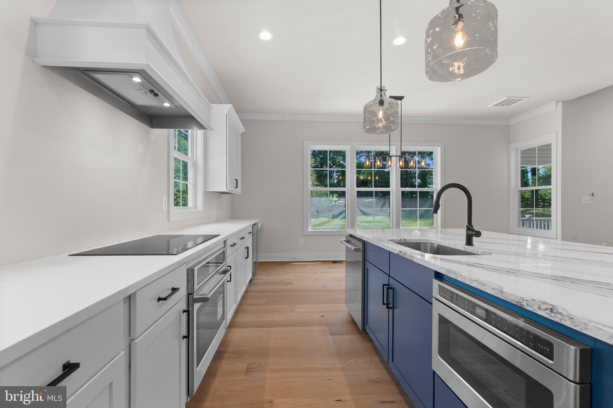 WINDEMEER FARM ESTATES - Residential