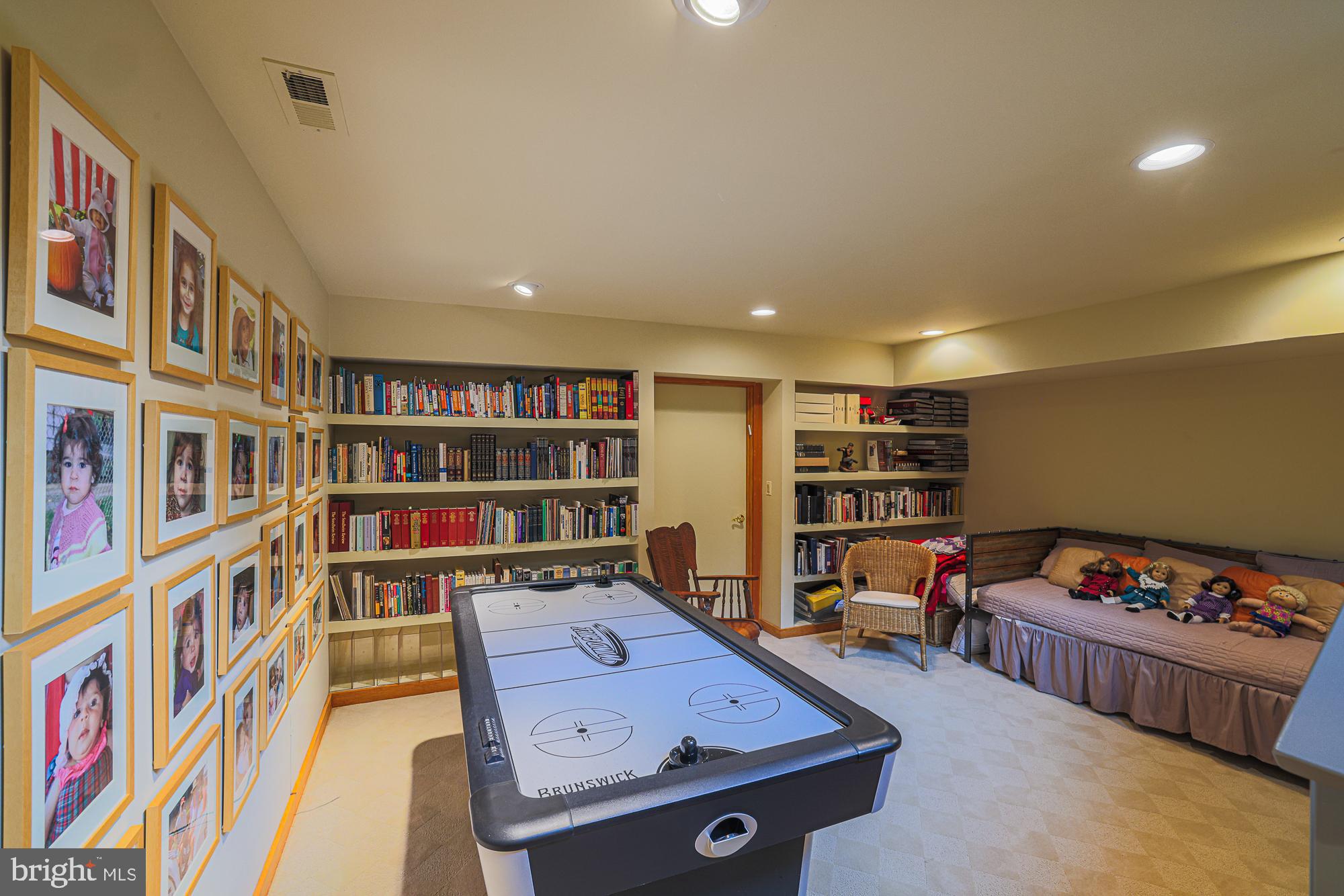 GREENSPRING - Residential
