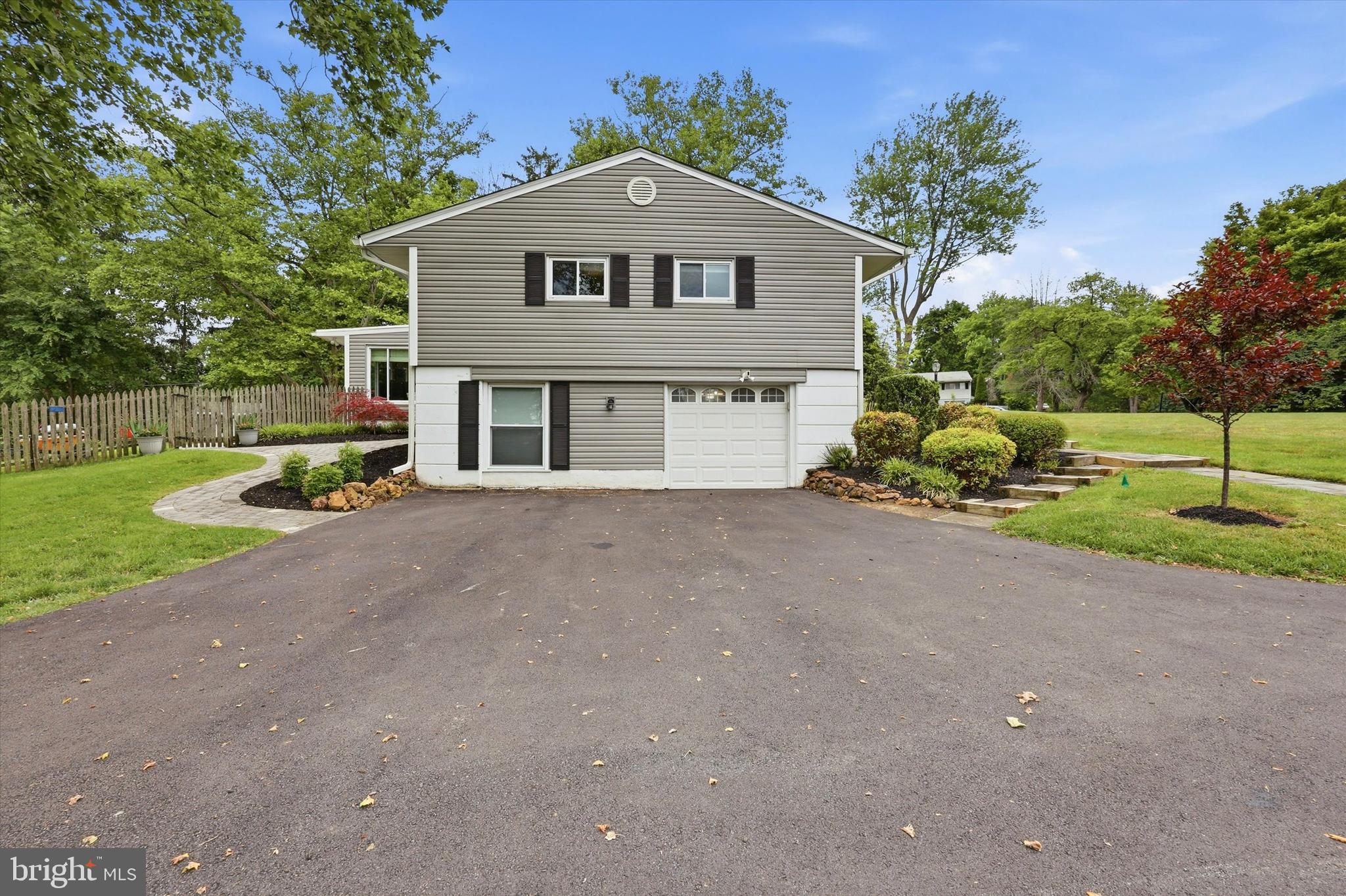 RIDDLEWOOD - Residential