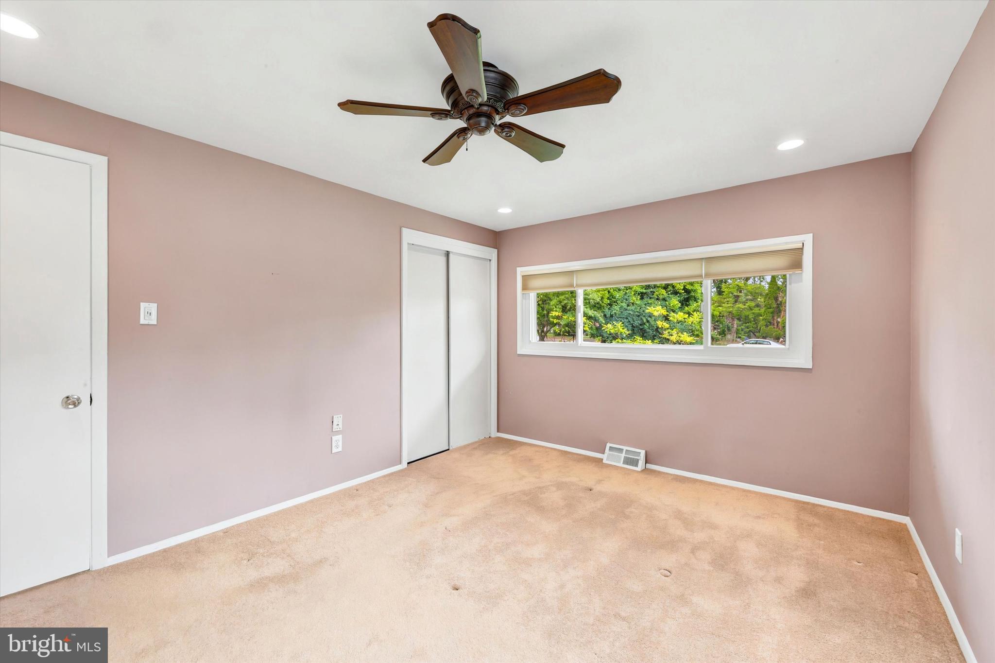 RIDDLEWOOD - Residential