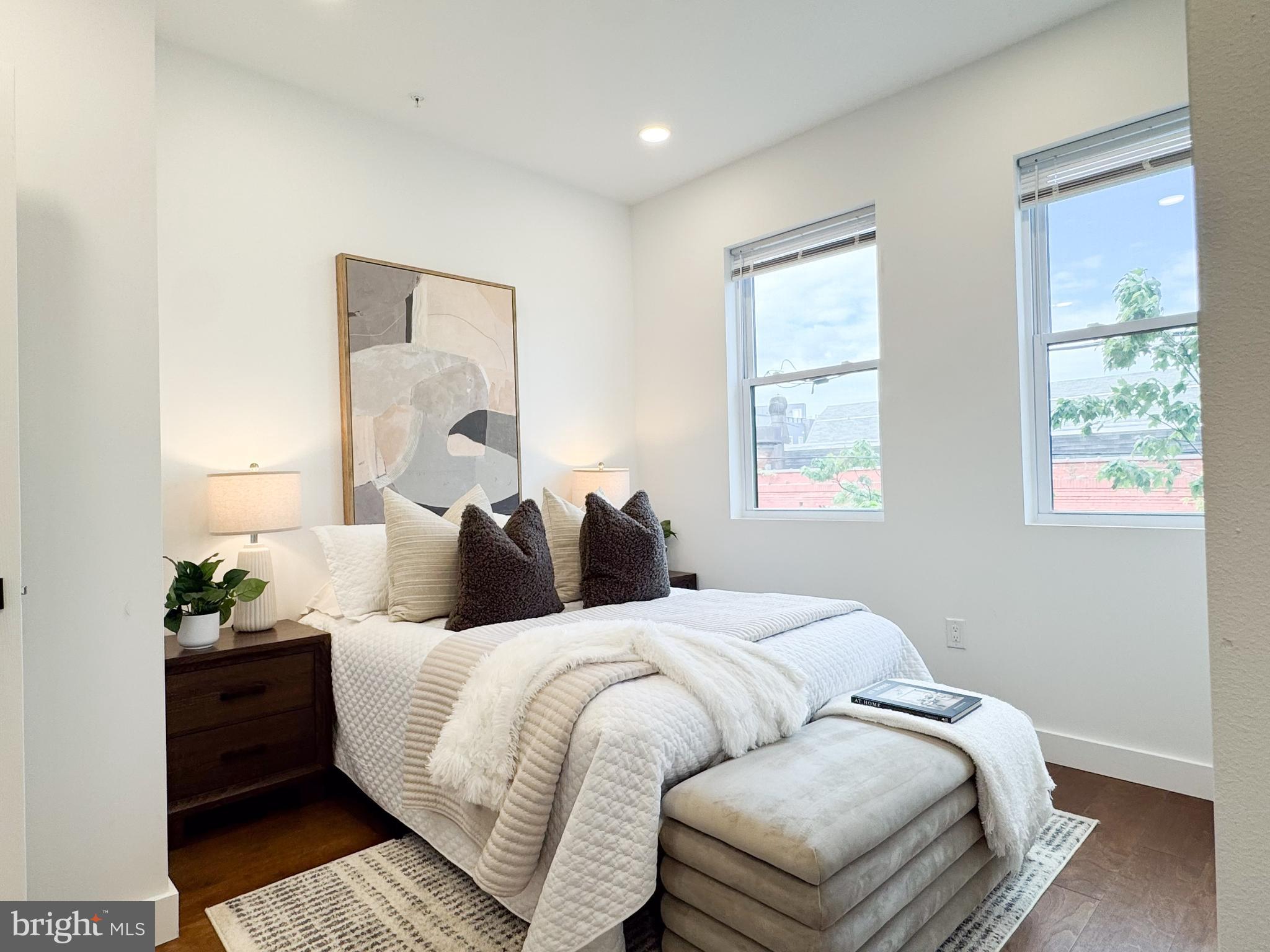 NORRIS SQUARE - Residential