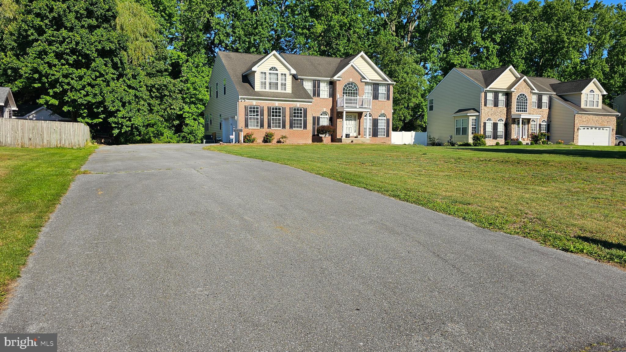 SHADOW HILLS - Residential