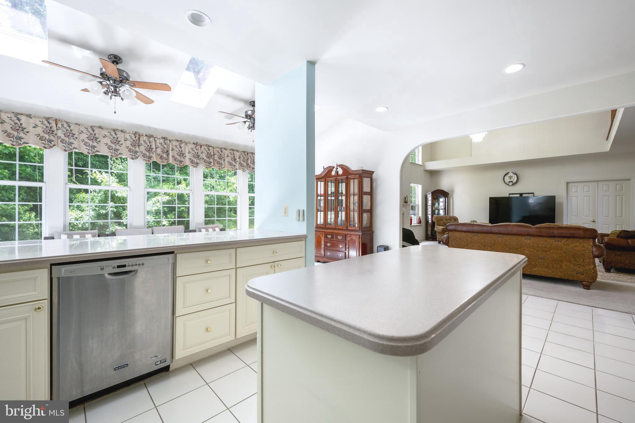 SHADOW HILLS - Residential