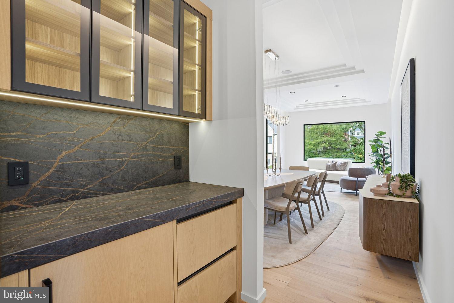 SALONA VILLAGE - Residential