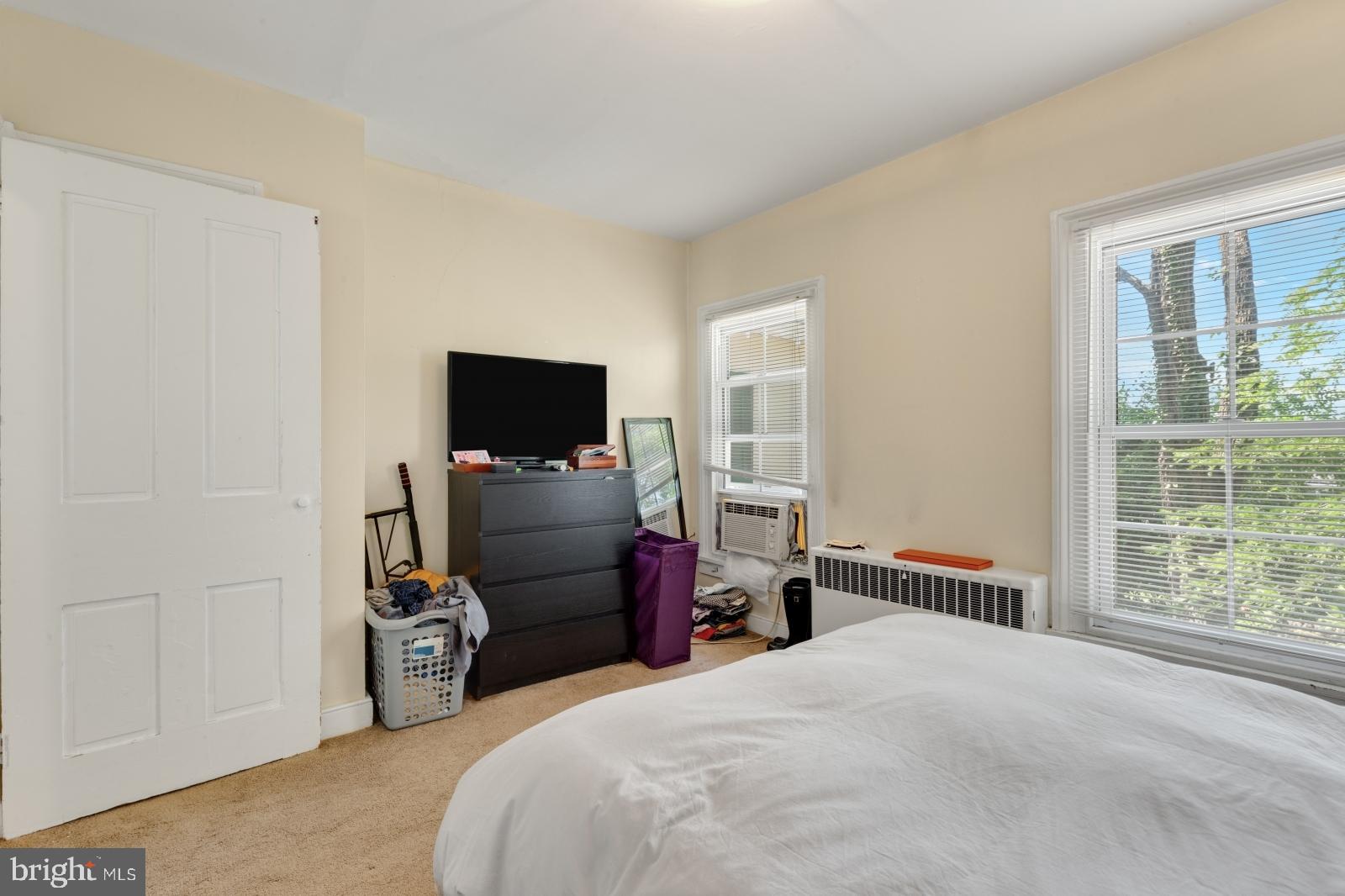 MANAYUNK - Residential Income
