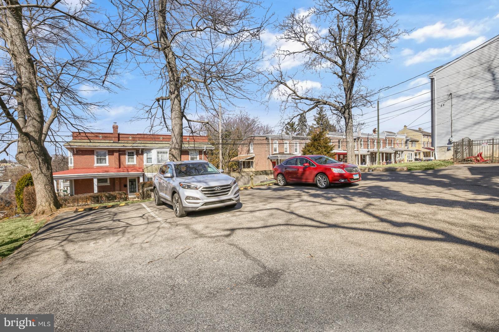 MANAYUNK - Residential Income