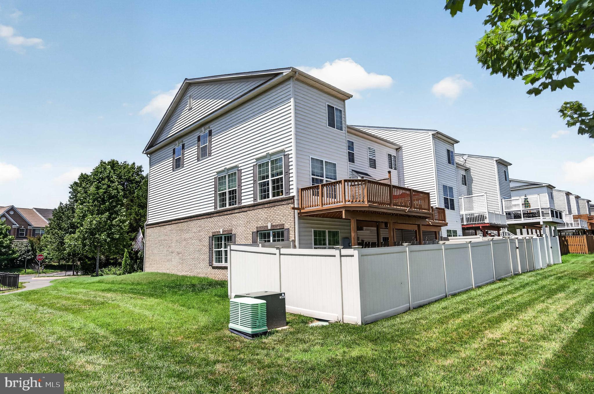 GREENFIELD CROSSING - Residential