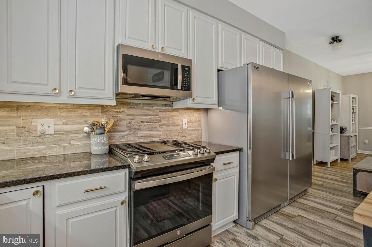 KINGS CREEK ESTATES - Residential