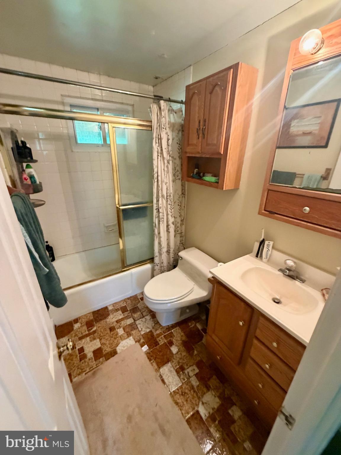 MOUNT CARMEL ESTATES - Residential