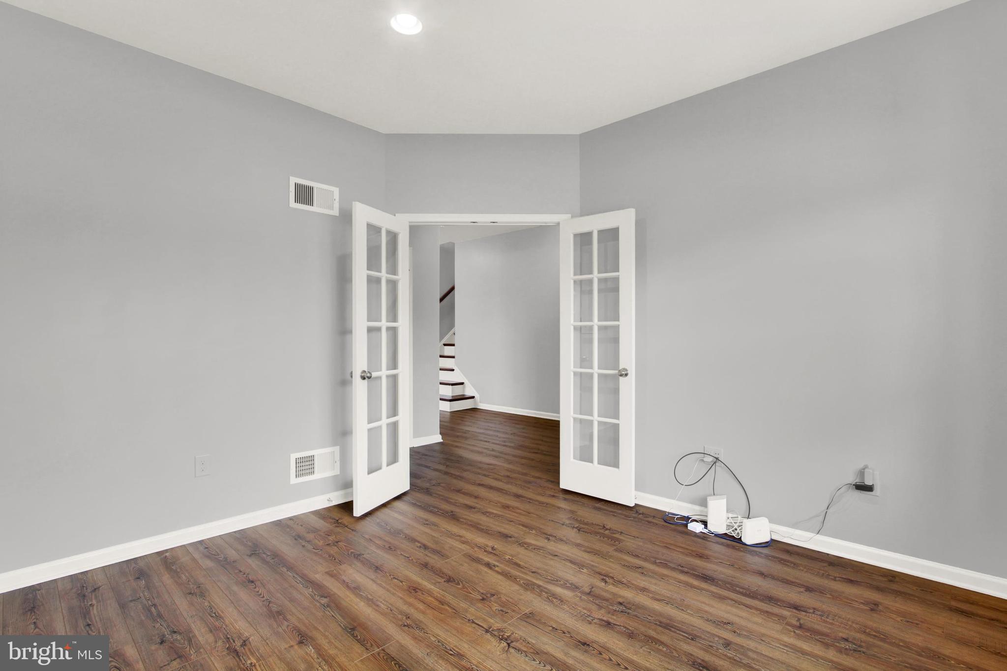 ROLLING MEADOWS - Residential