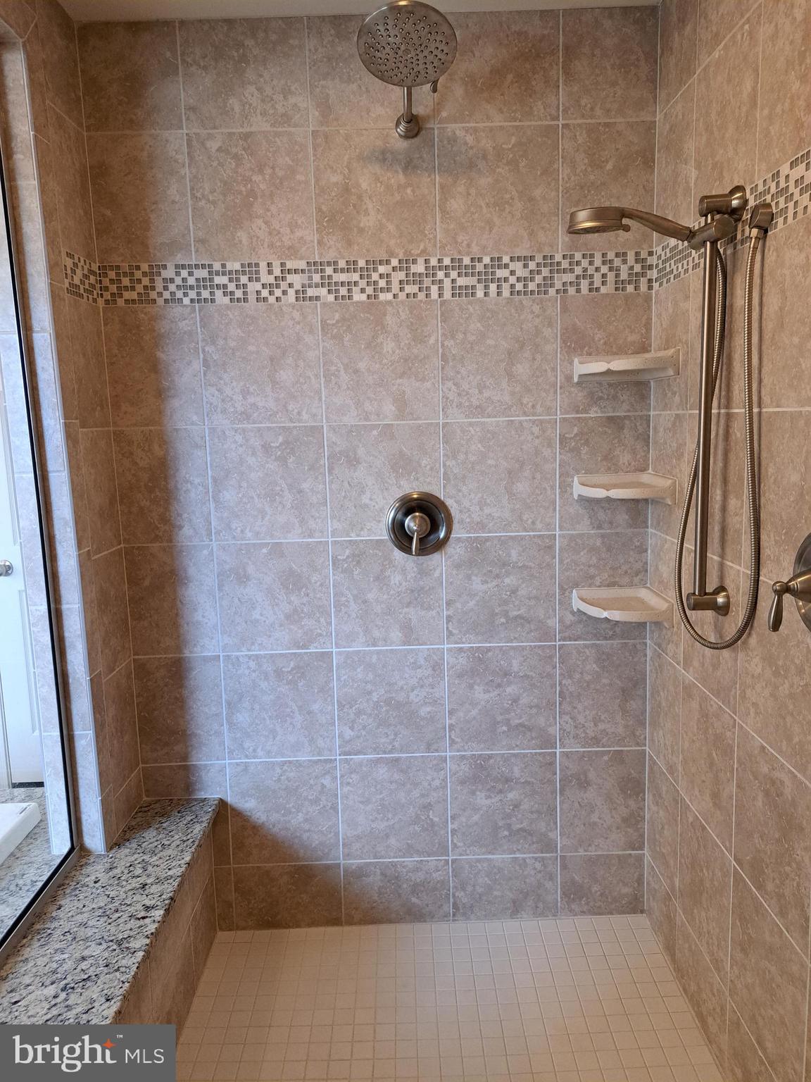 ROLLING MEADOWS - Residential