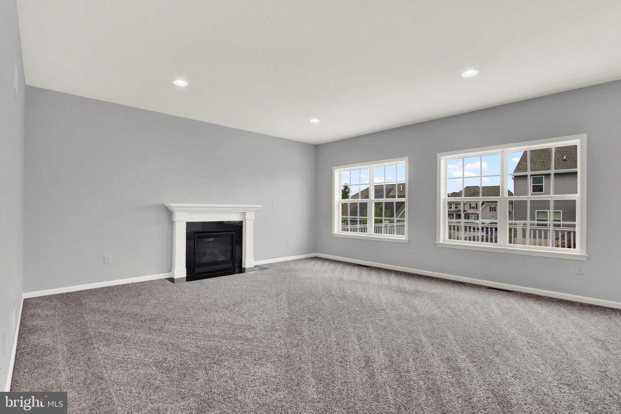 ROLLING MEADOWS - Residential