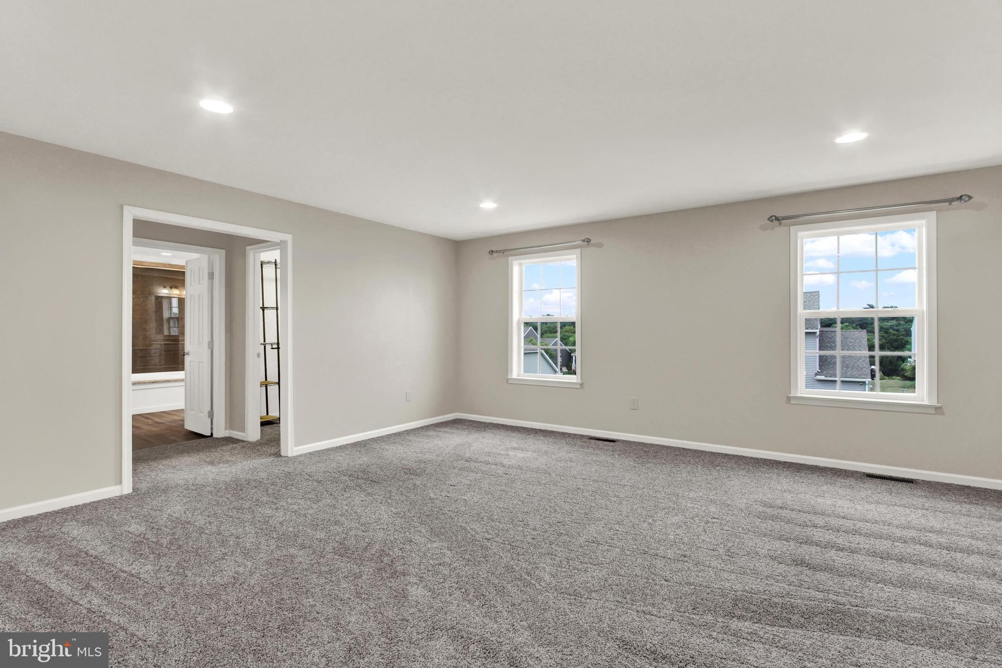 ROLLING MEADOWS - Residential