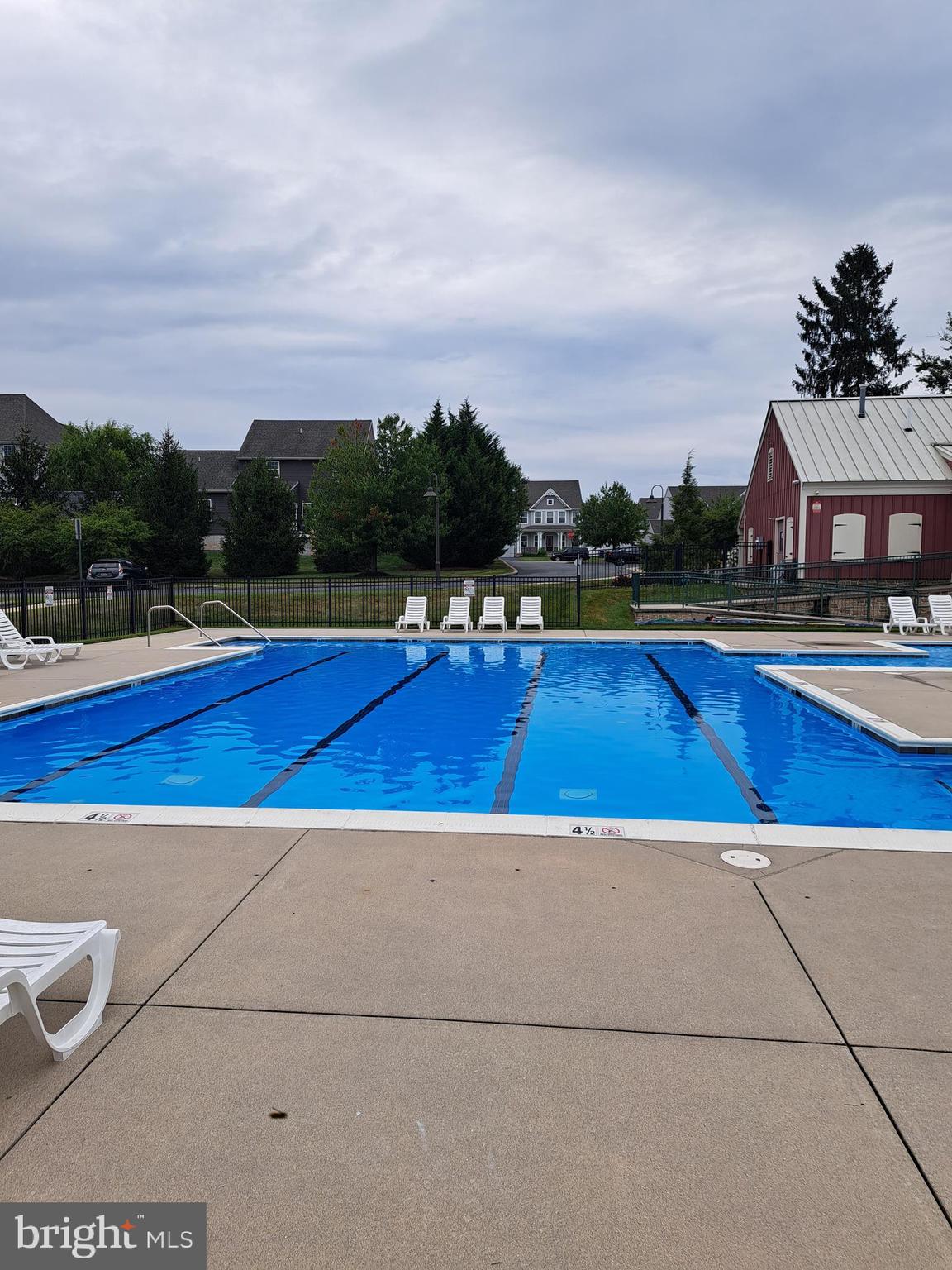 ROLLING MEADOWS - Residential