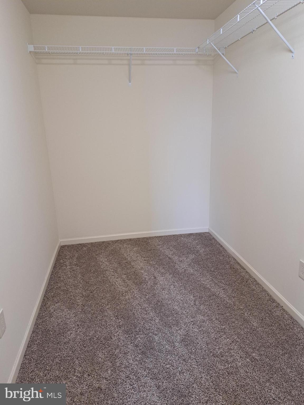 ROLLING MEADOWS - Residential