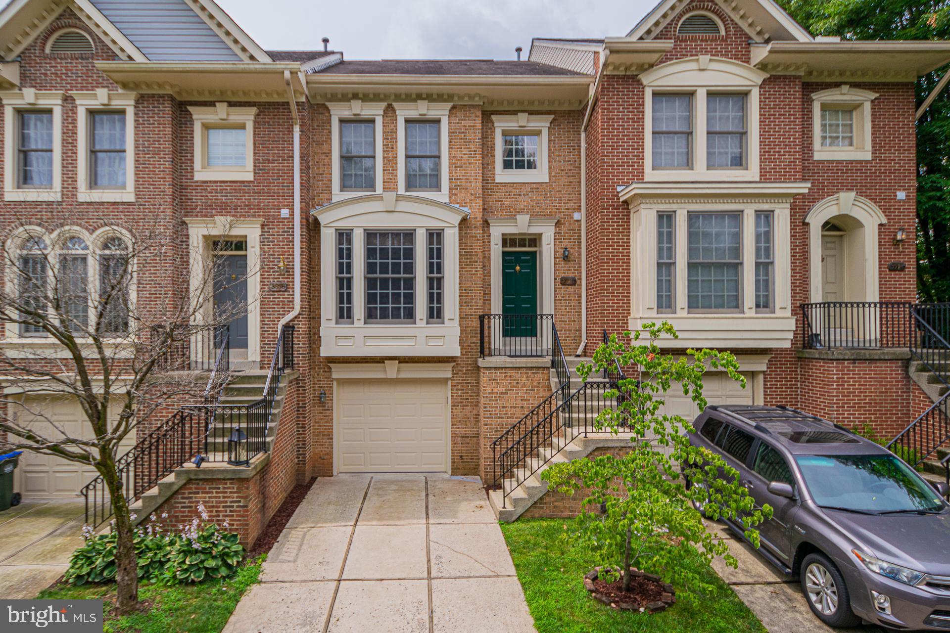 HEIGHTS AT PENDERBROOK - Residential Lease