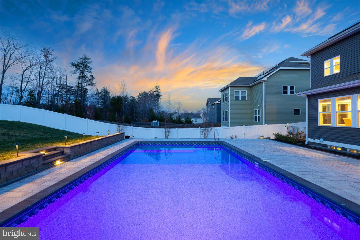 LIBERTY KNOLLS - Residential