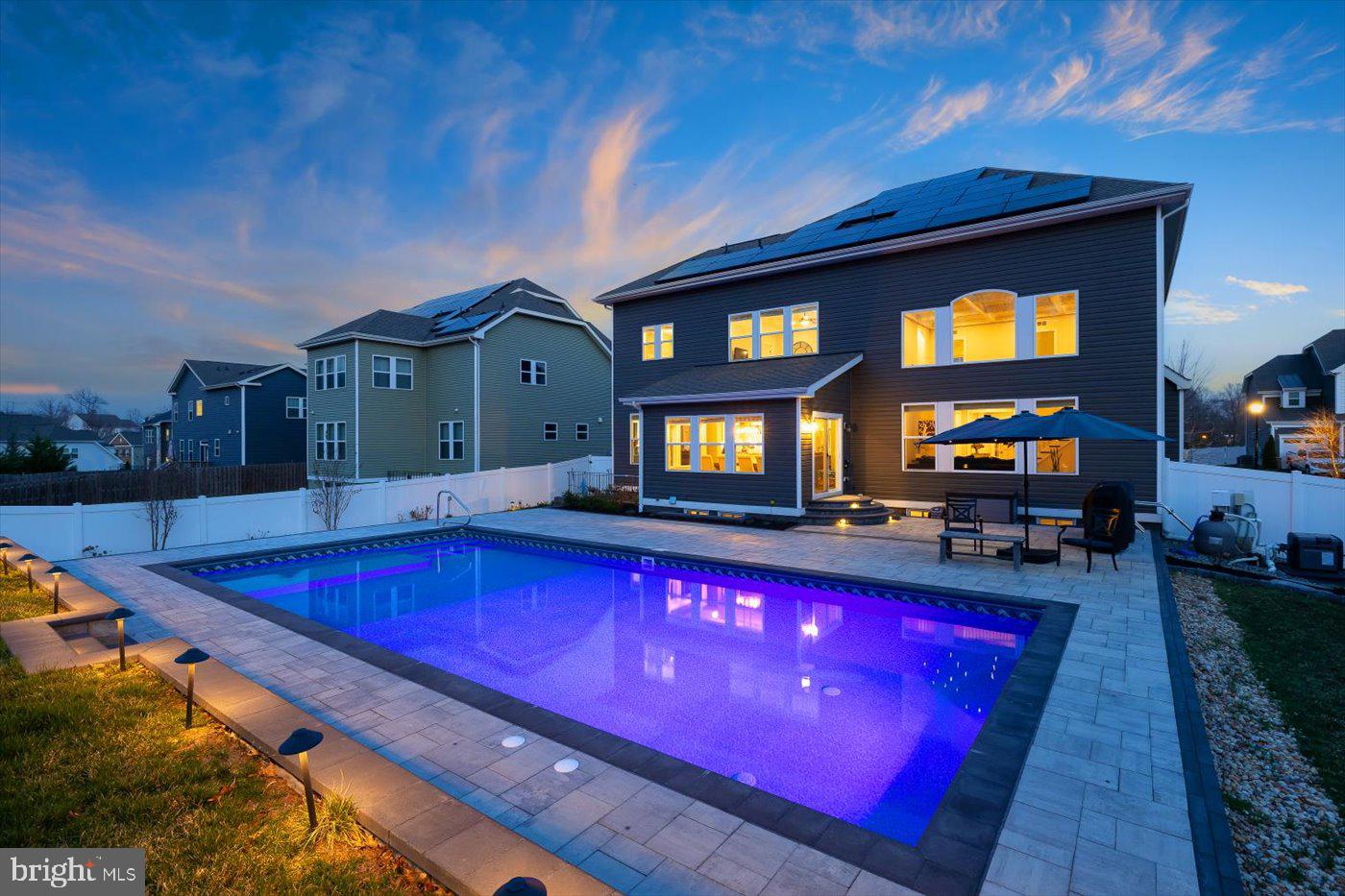 LIBERTY KNOLLS - Residential