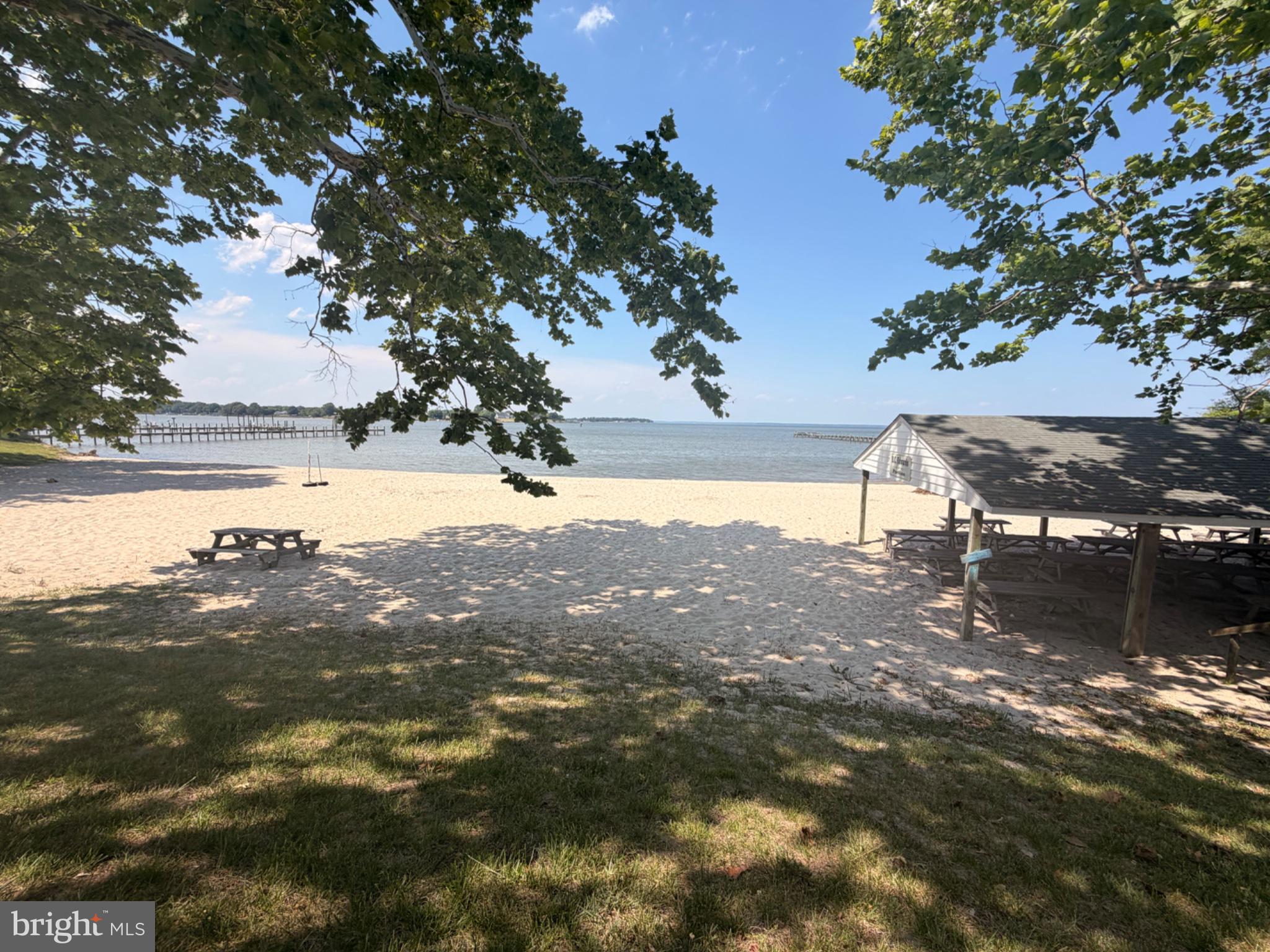 BERKLEY BEACH - Residential