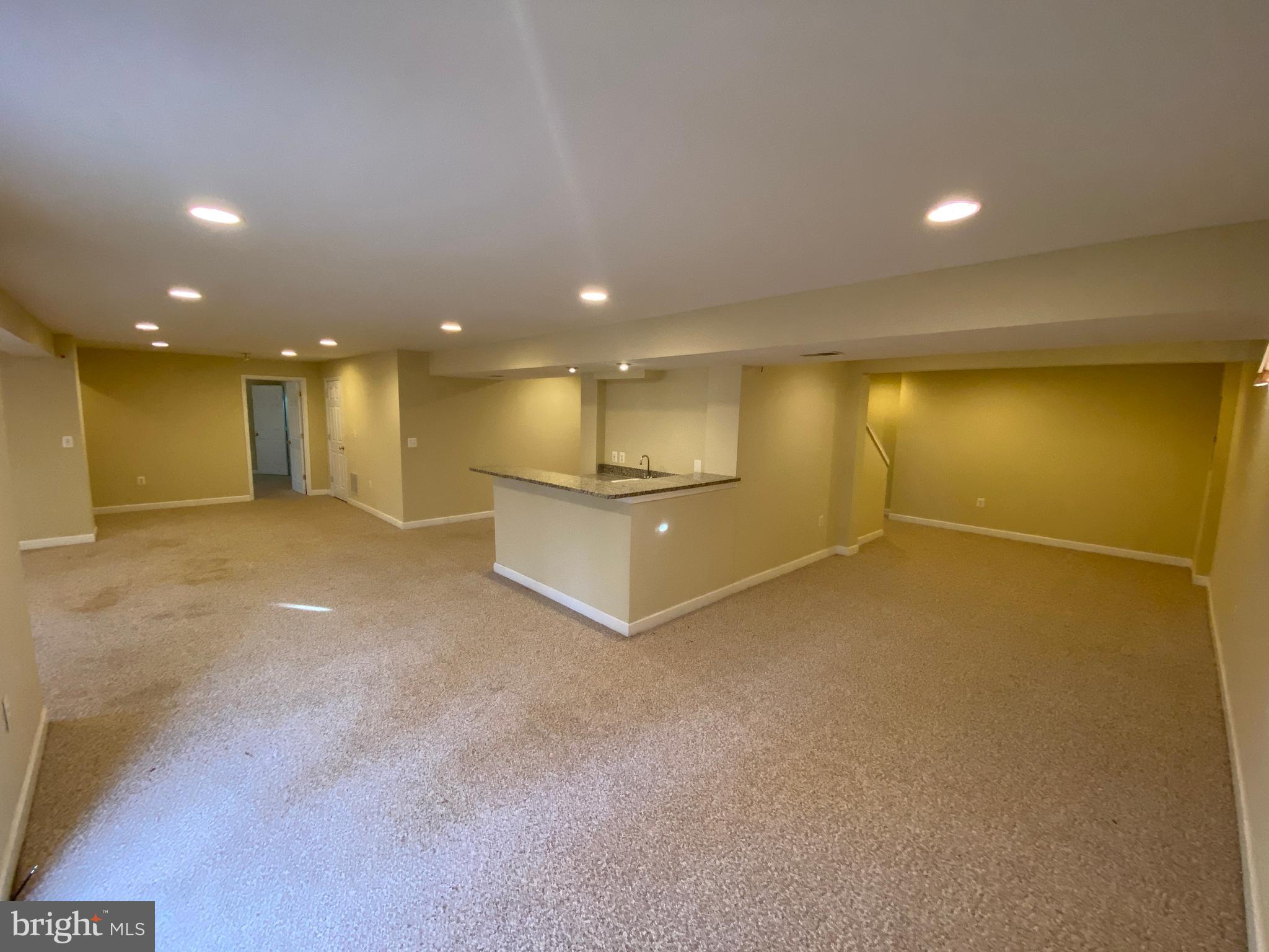 LEELAND STATION - Residential Lease
