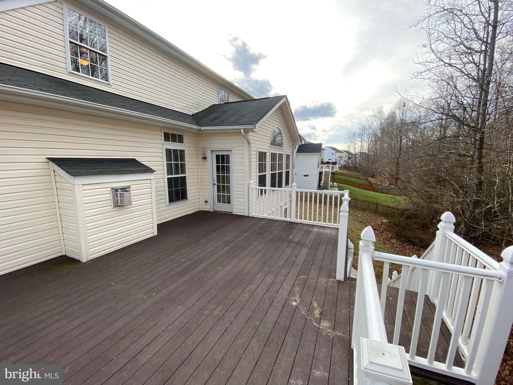 LEELAND STATION - Residential Lease