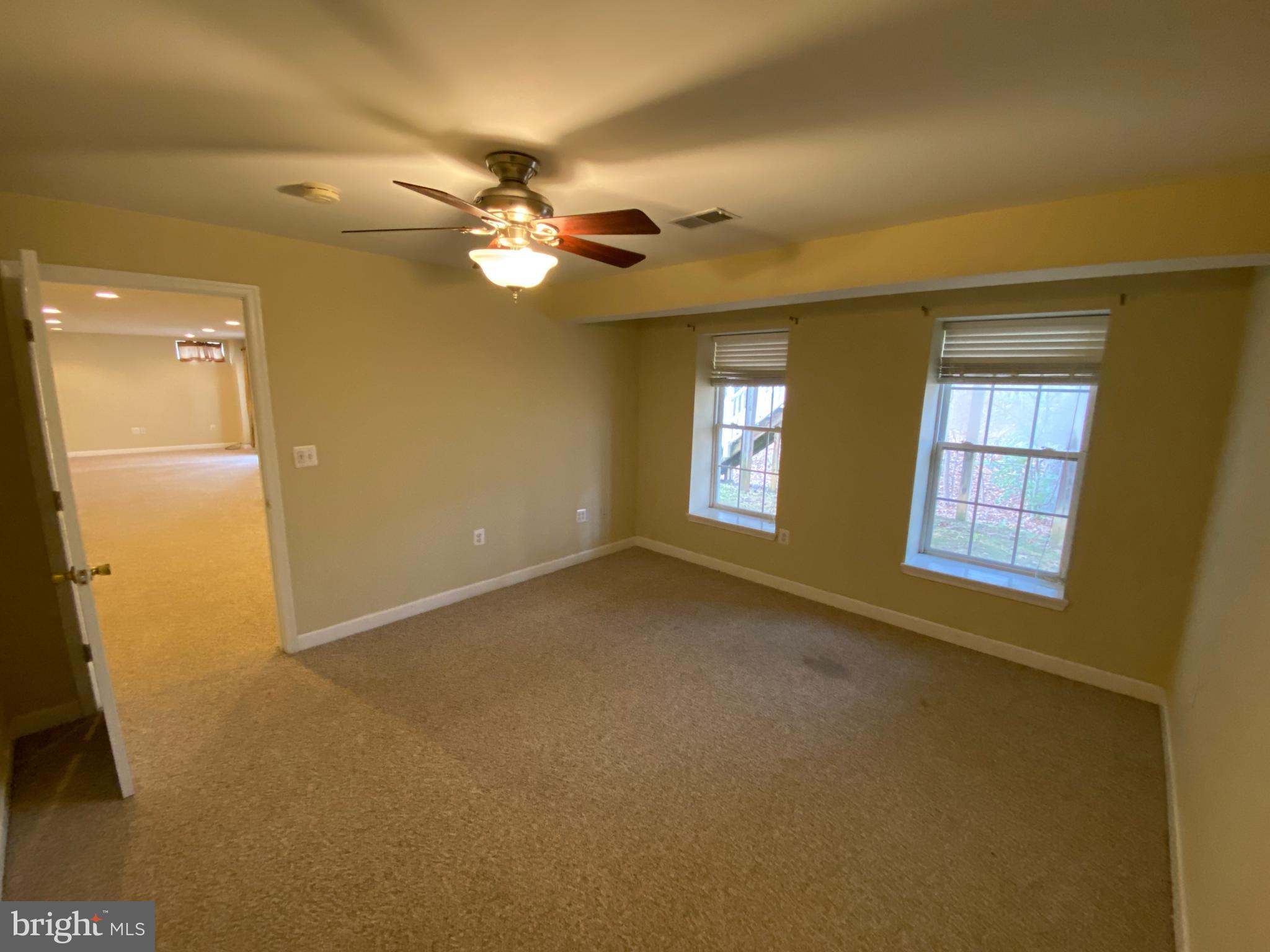 LEELAND STATION - Residential Lease