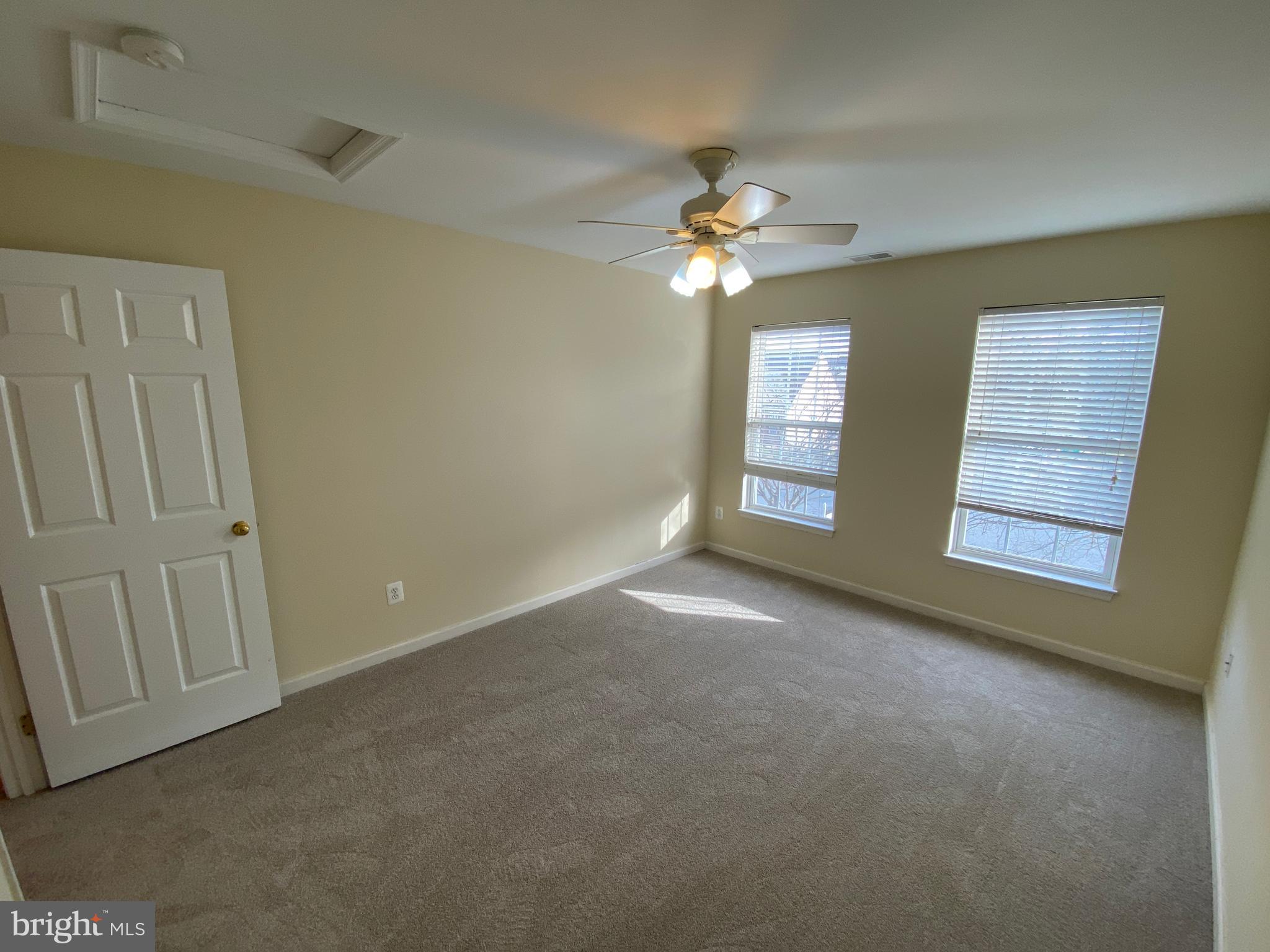 LEELAND STATION - Residential Lease