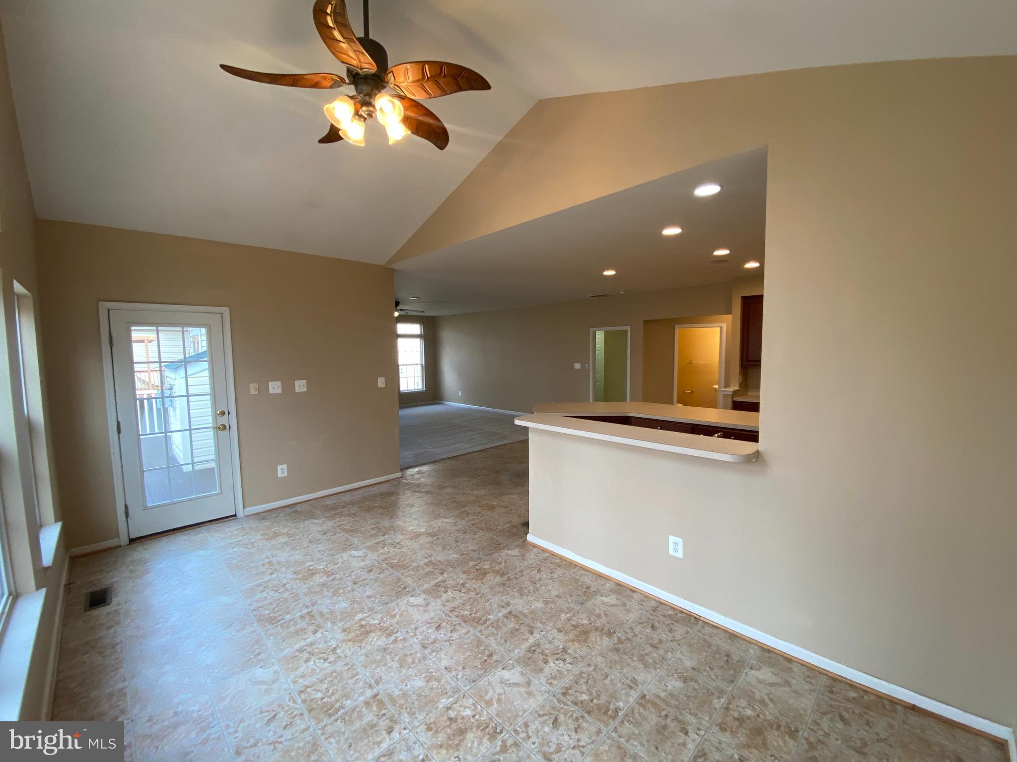 LEELAND STATION - Residential Lease