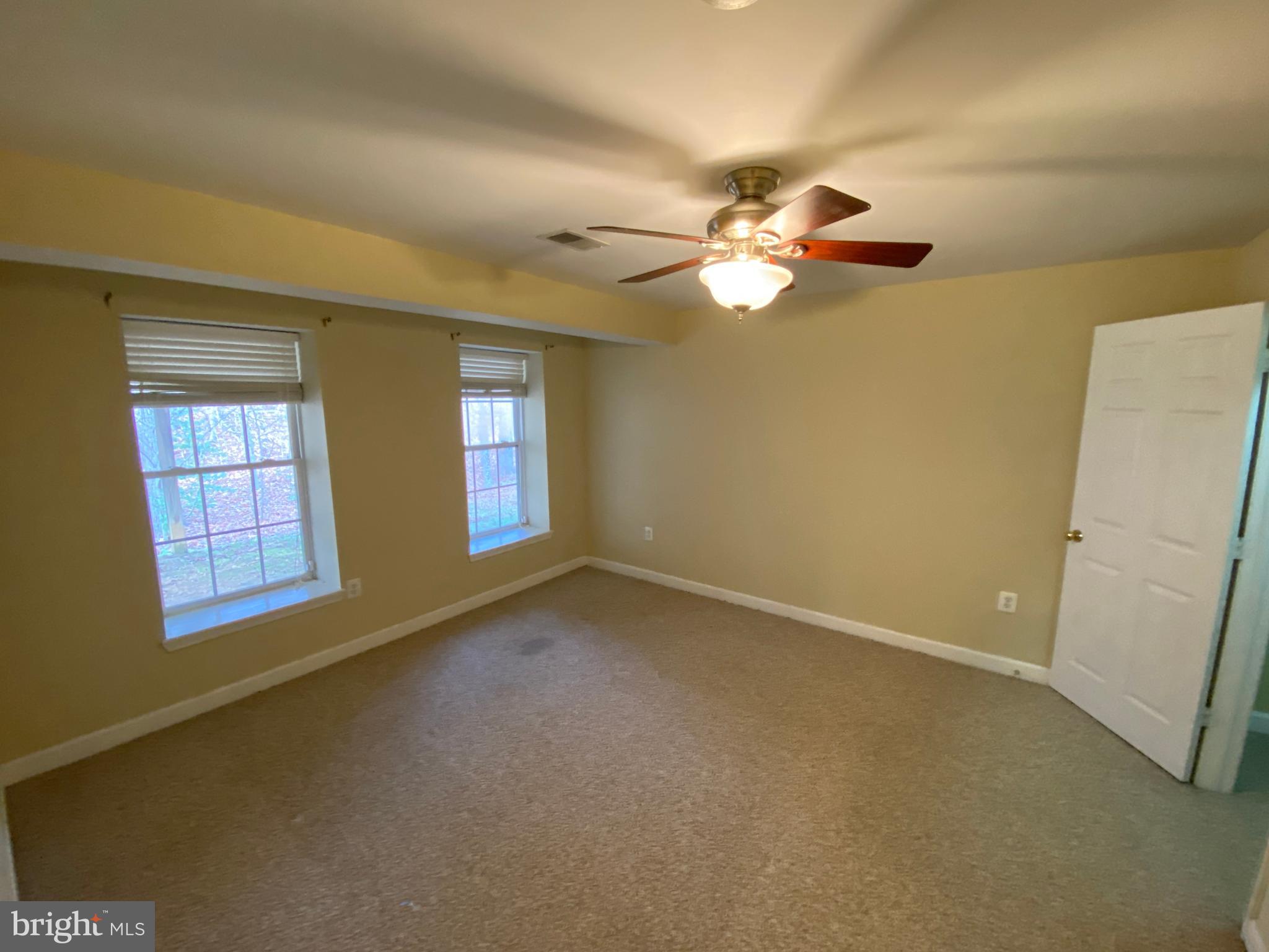 LEELAND STATION - Residential Lease