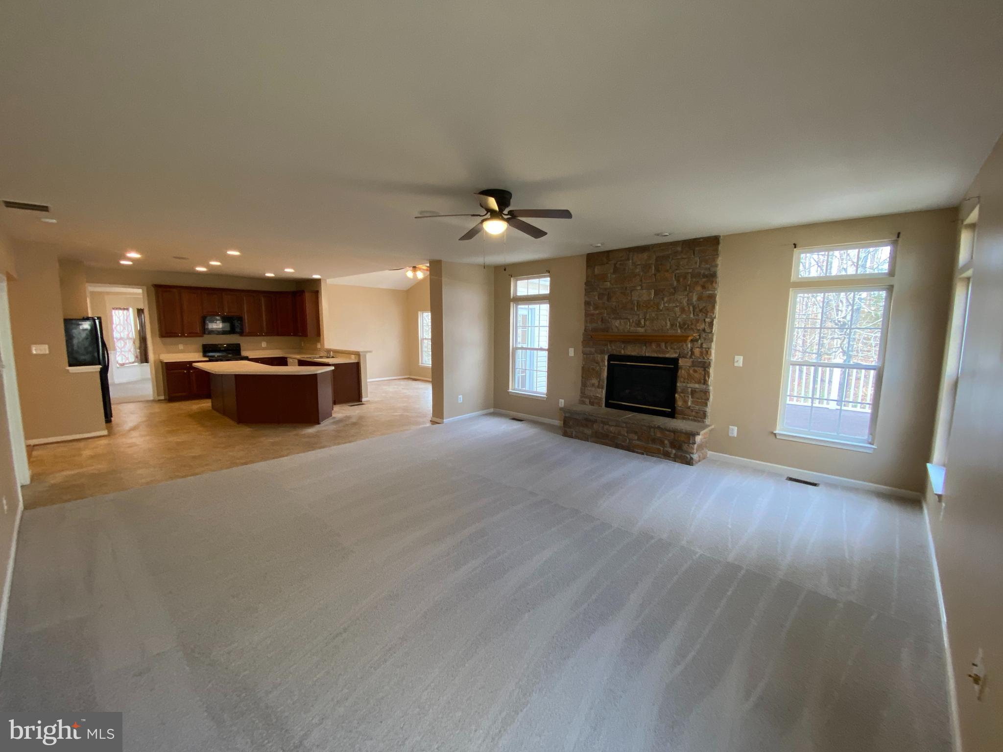 LEELAND STATION - Residential Lease