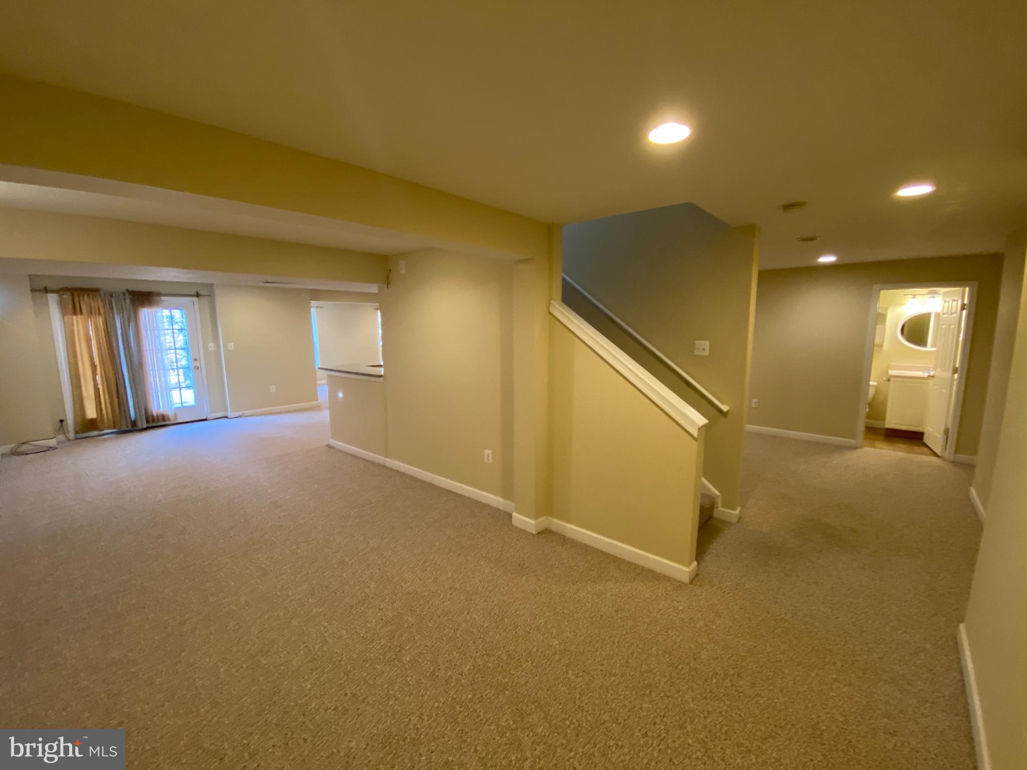 LEELAND STATION - Residential Lease