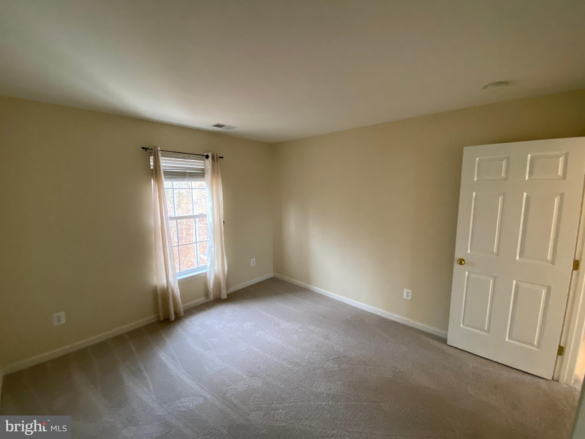 LEELAND STATION - Residential Lease
