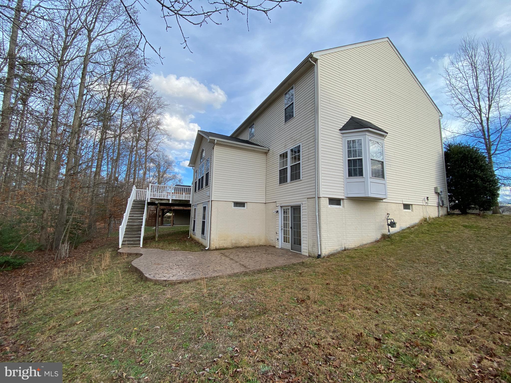 LEELAND STATION - Residential Lease