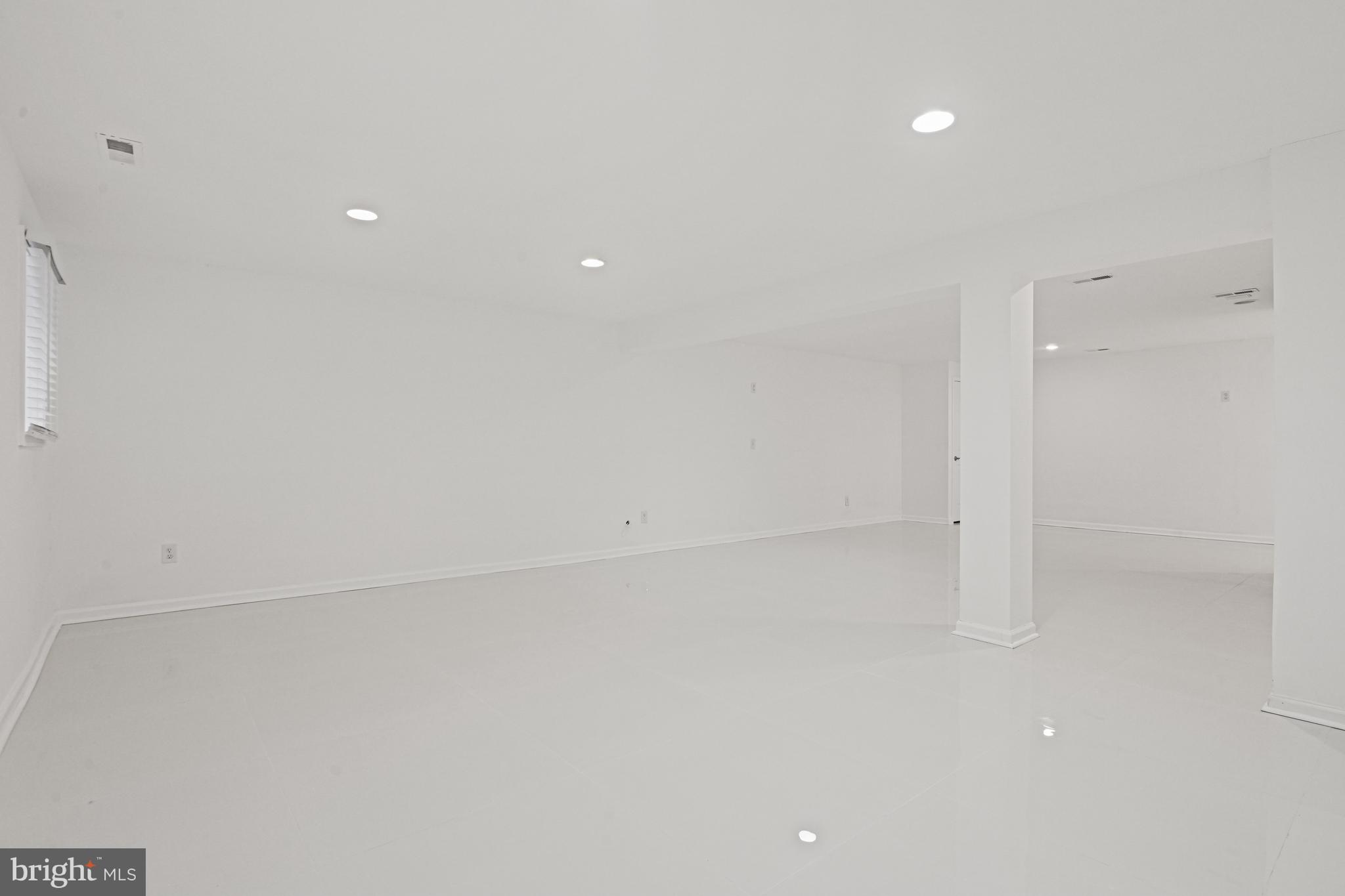 GOLDLEAF TERRACE - Residential