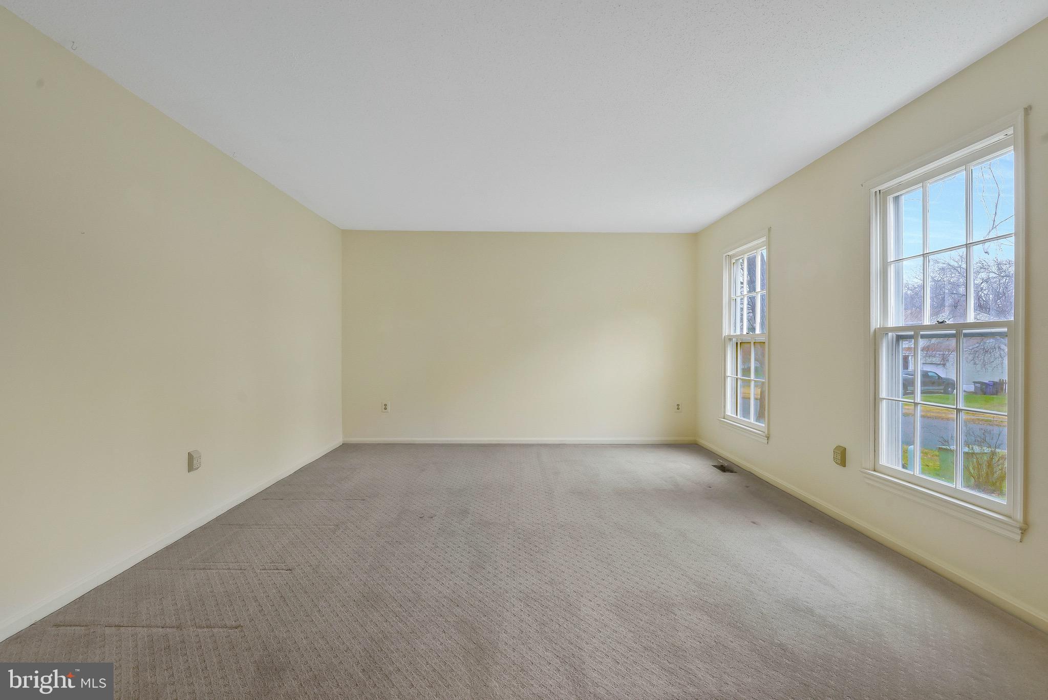 NEWPORT - Residential