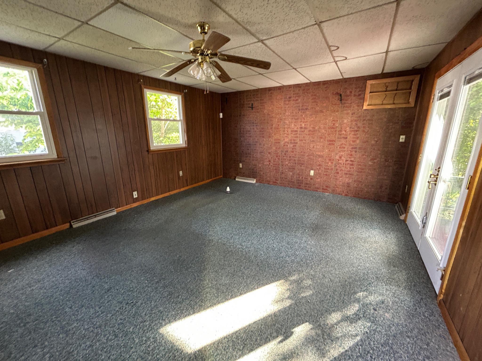 HALFWAY AREA - Residential