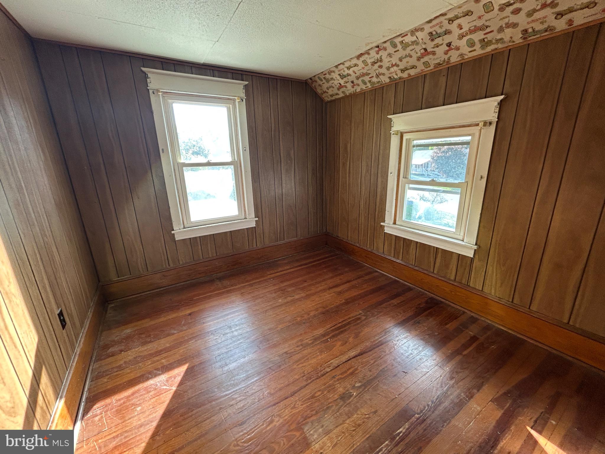 HALFWAY AREA - Residential