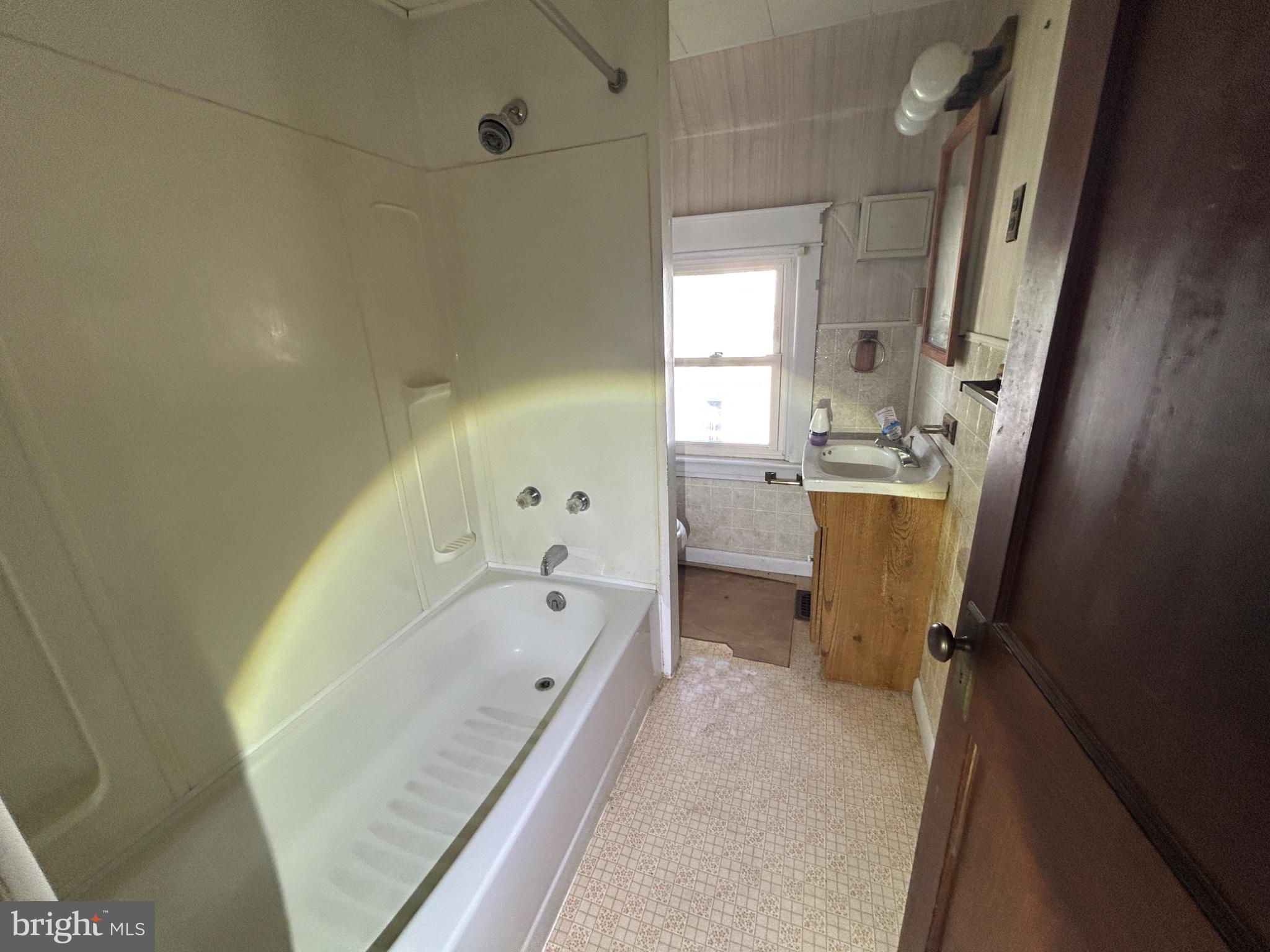 HALFWAY AREA - Residential