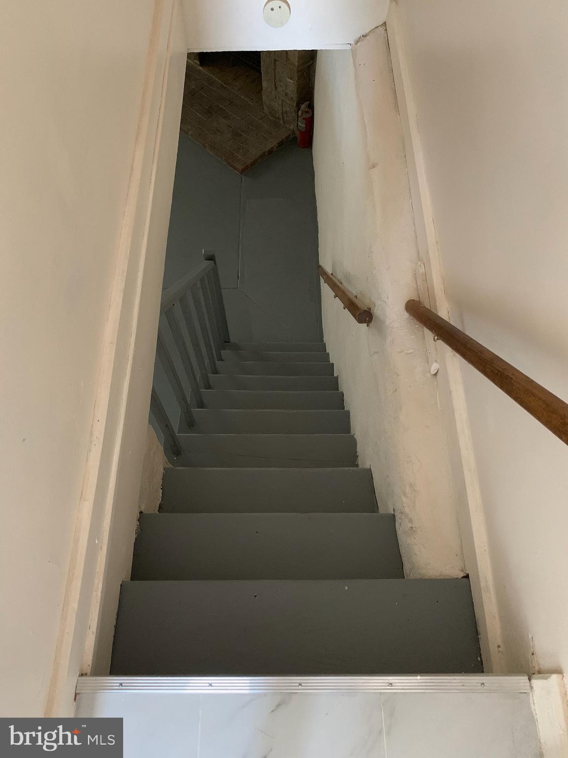 OXFORD CIRCLE - Residential