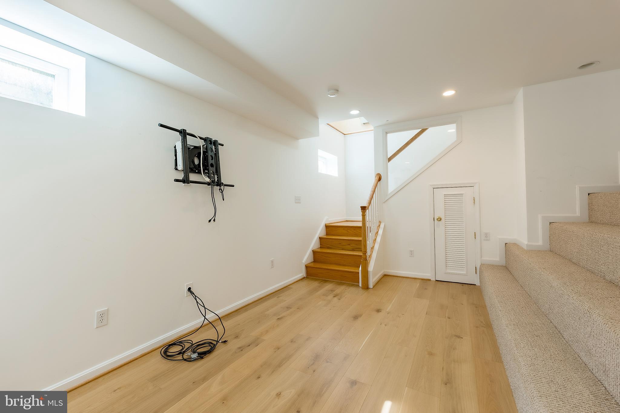 CHEVY CHASE TERRACE - Residential Lease