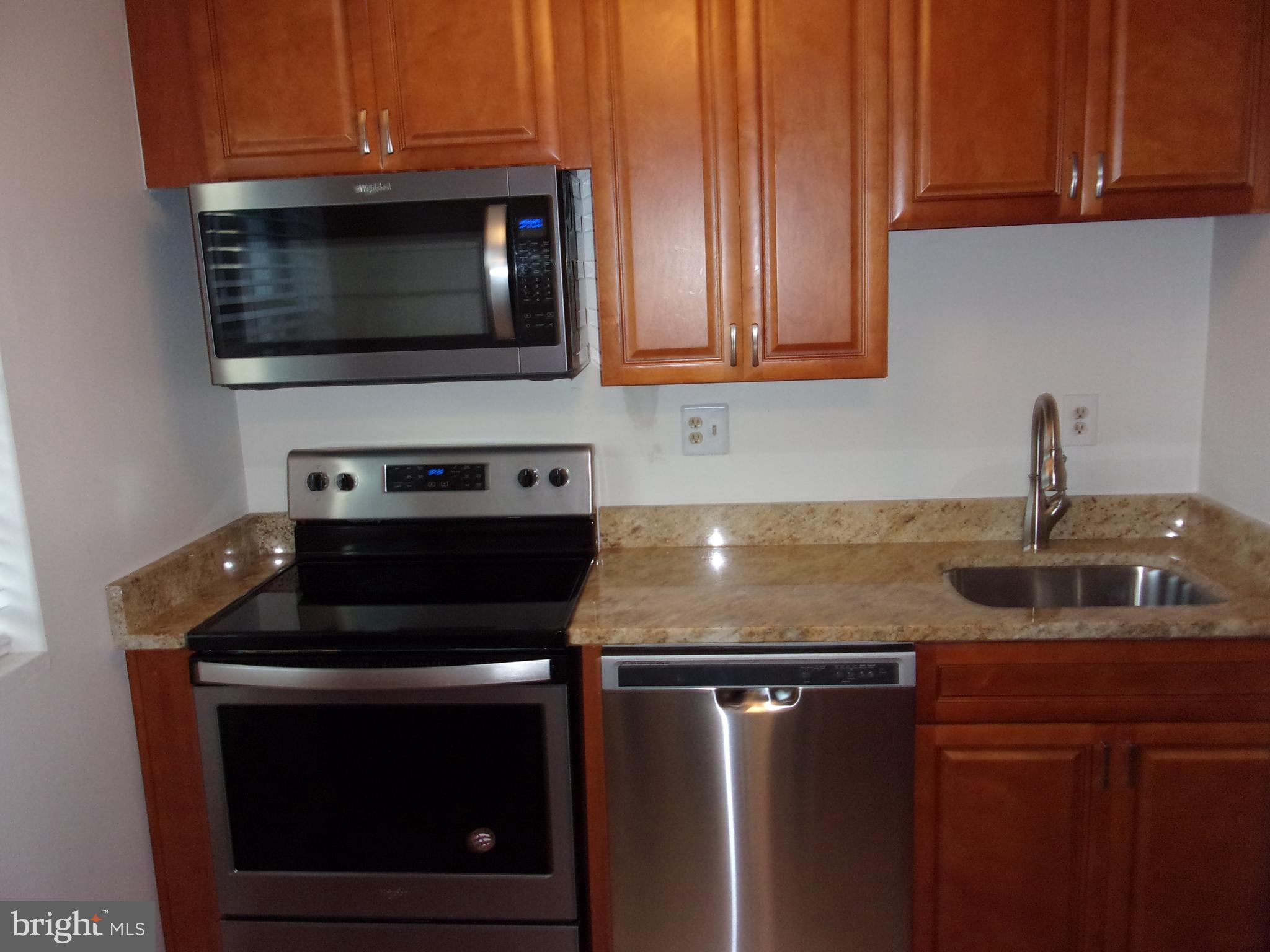 COLONIAL VILLAGE - Residential Lease