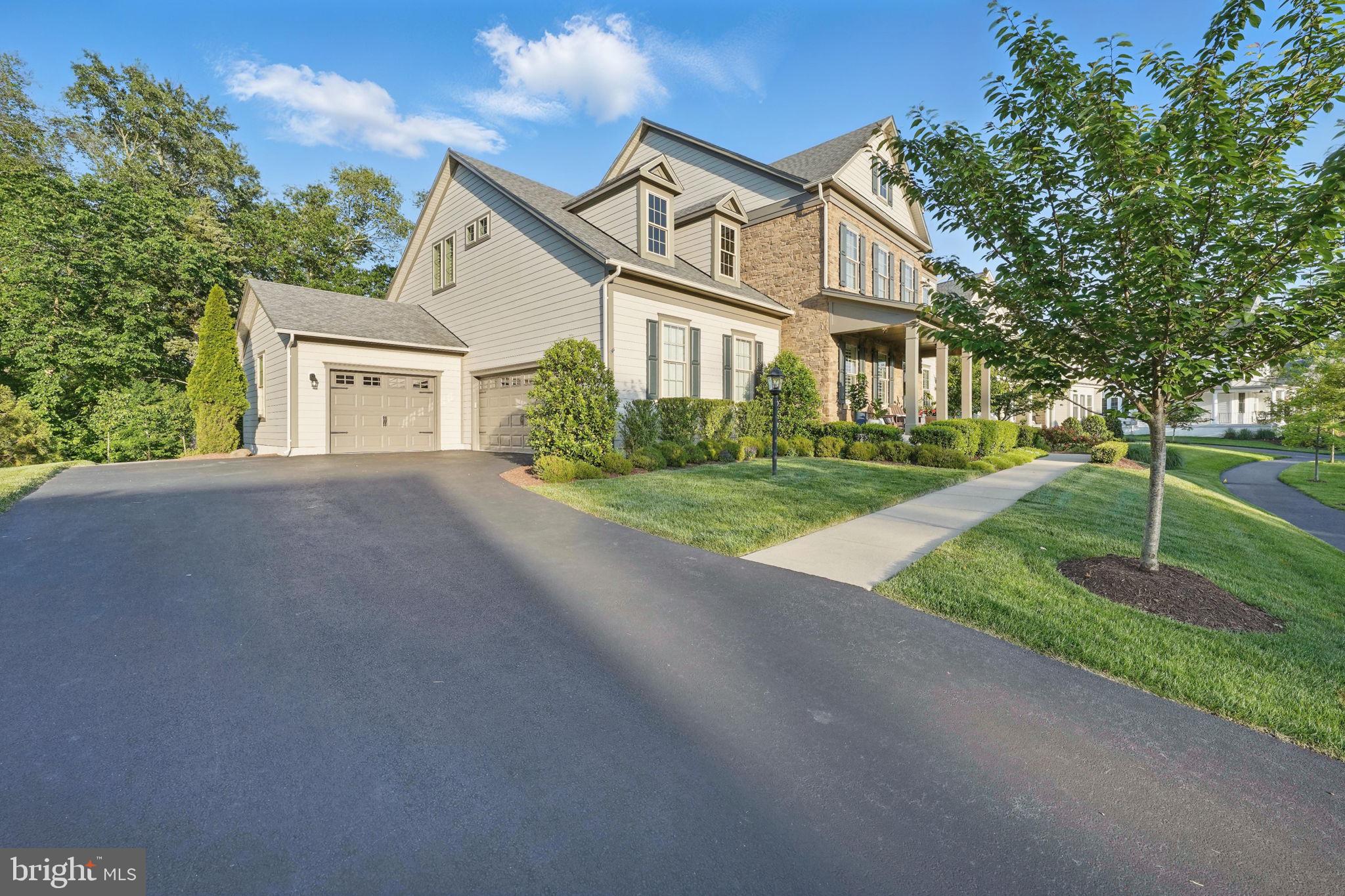 GROVE AT WILLOWSFORD - Residential