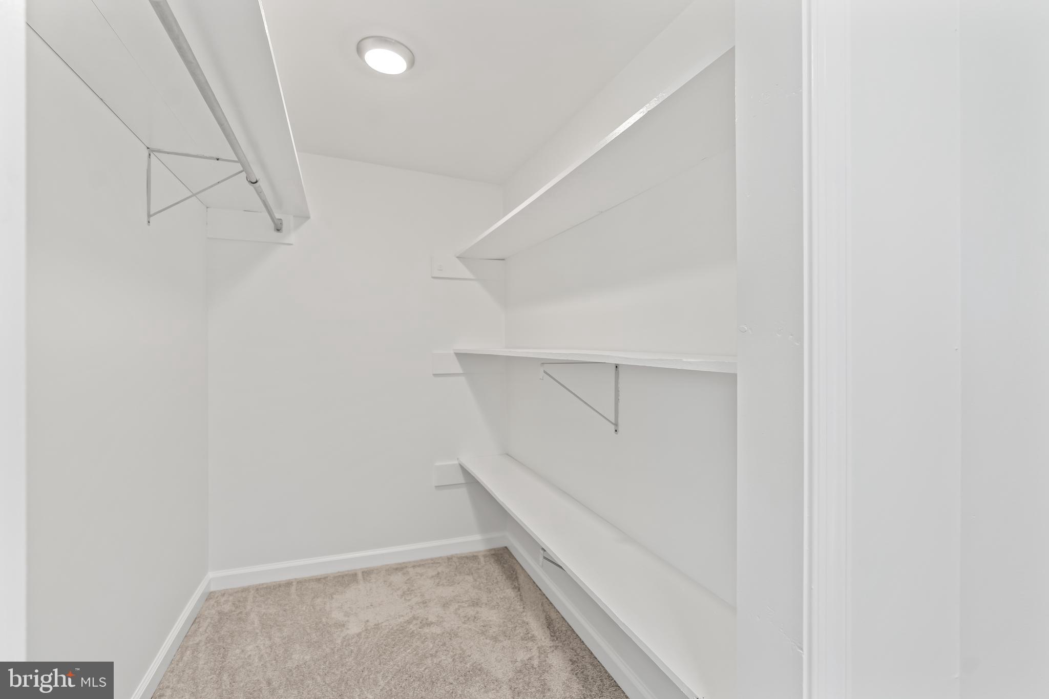 HAGERSTOWN - Residential