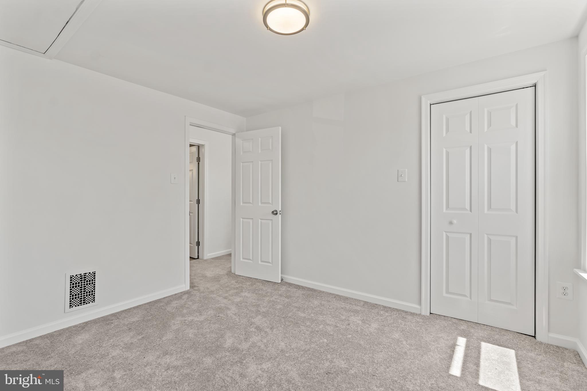 HAGERSTOWN - Residential