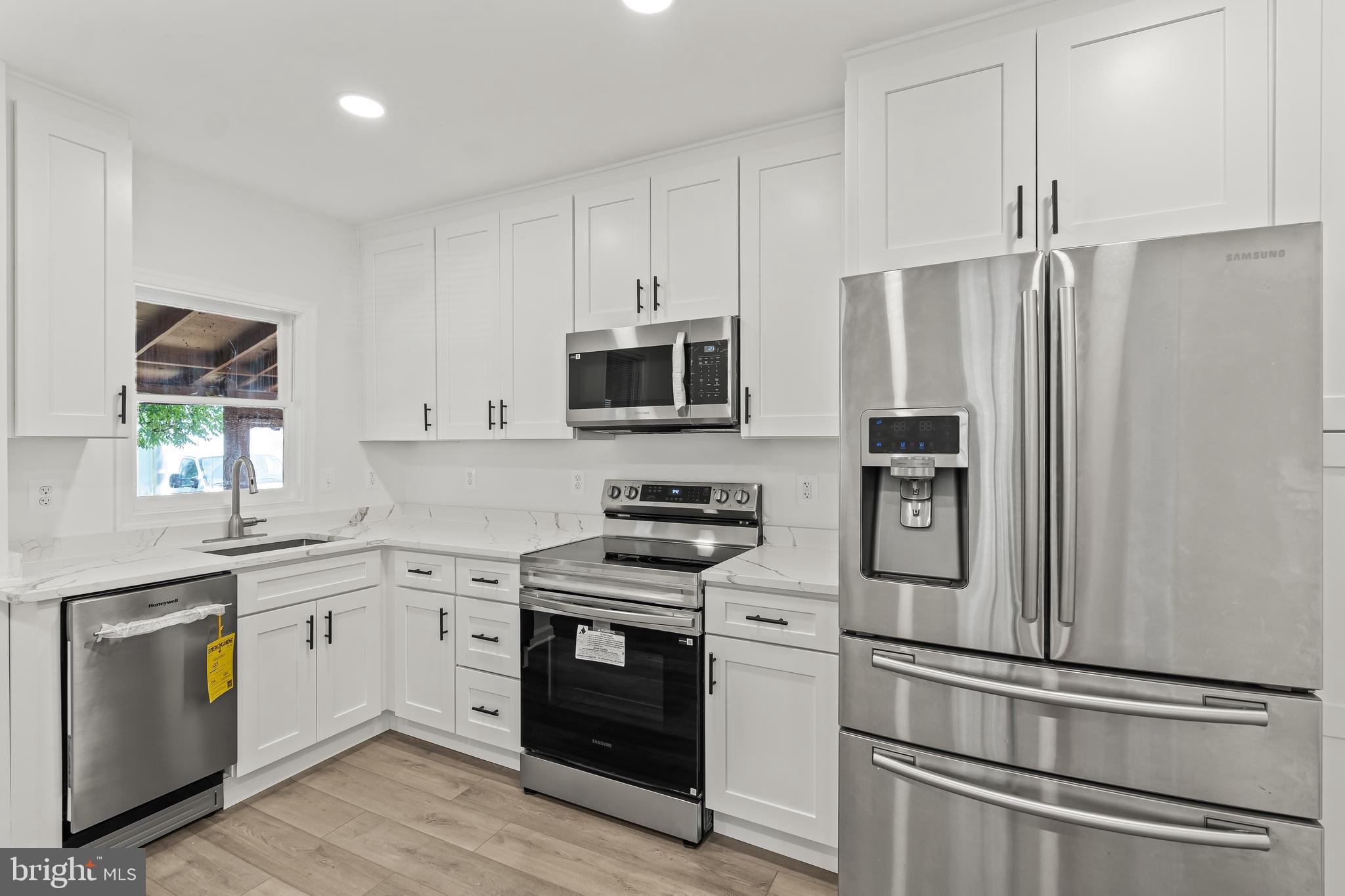 HAGERSTOWN - Residential