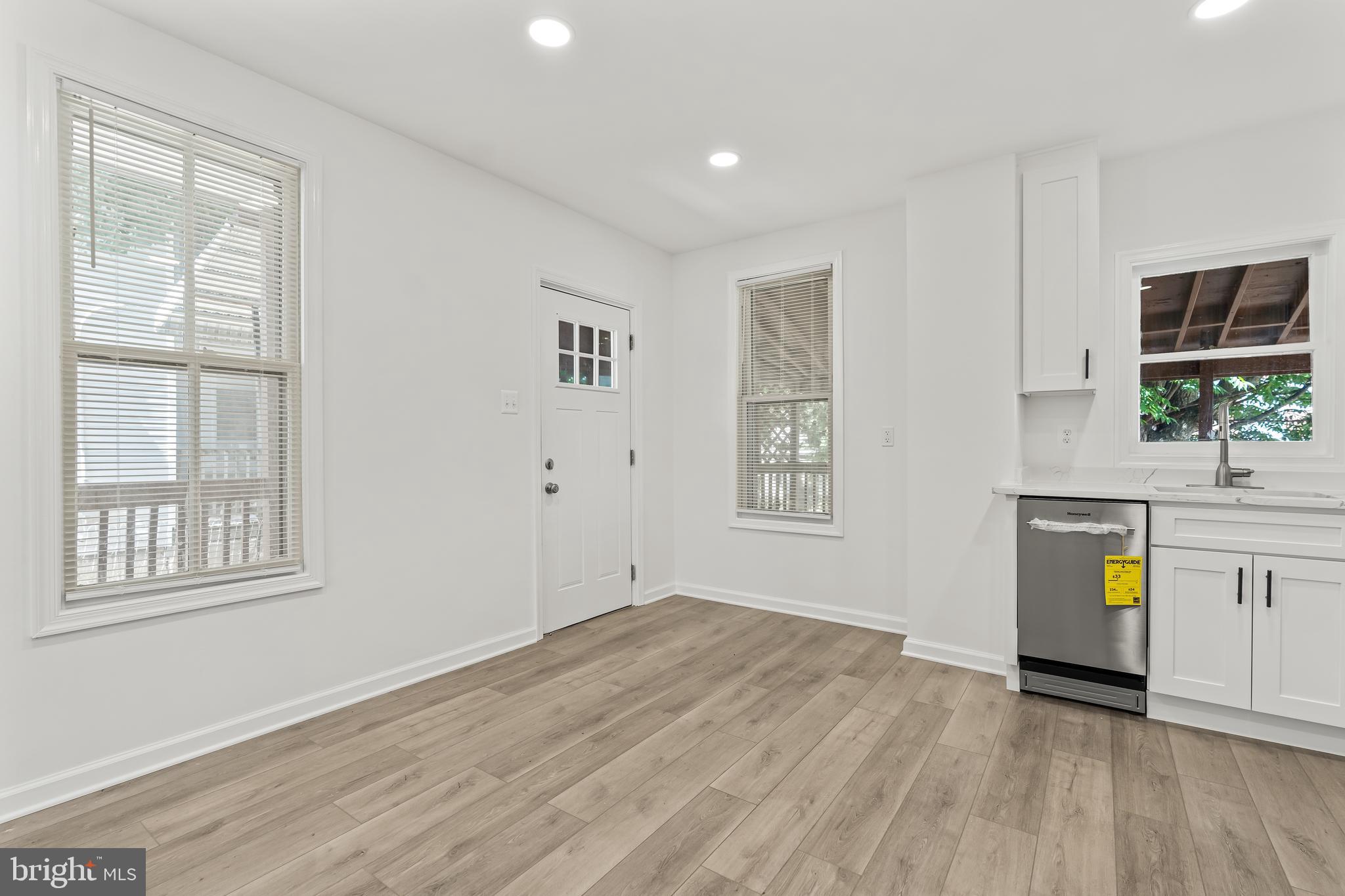 HAGERSTOWN - Residential
