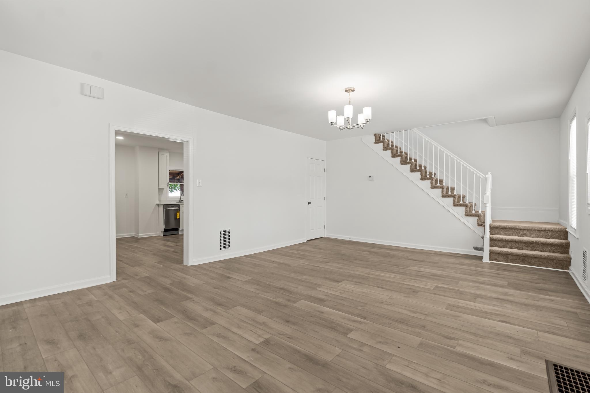 HAGERSTOWN - Residential