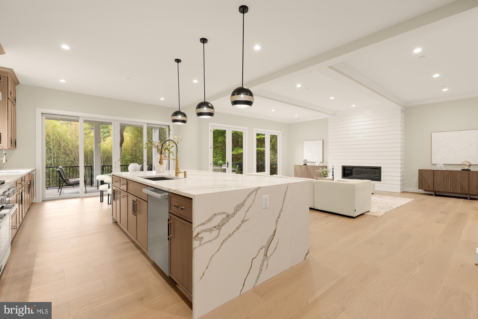 BURNING TREE VALLEY - Residential