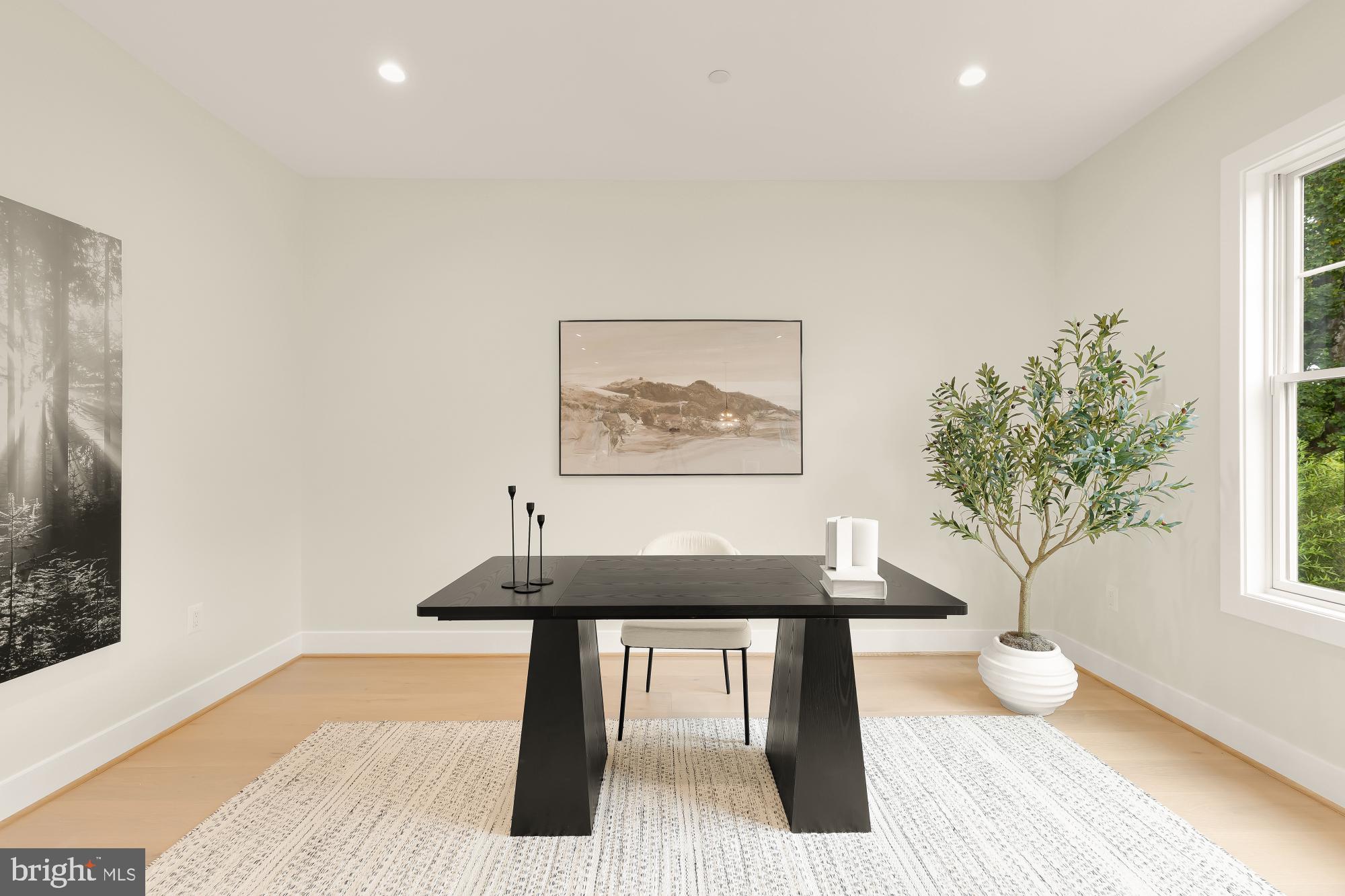 BURNING TREE VALLEY - Residential